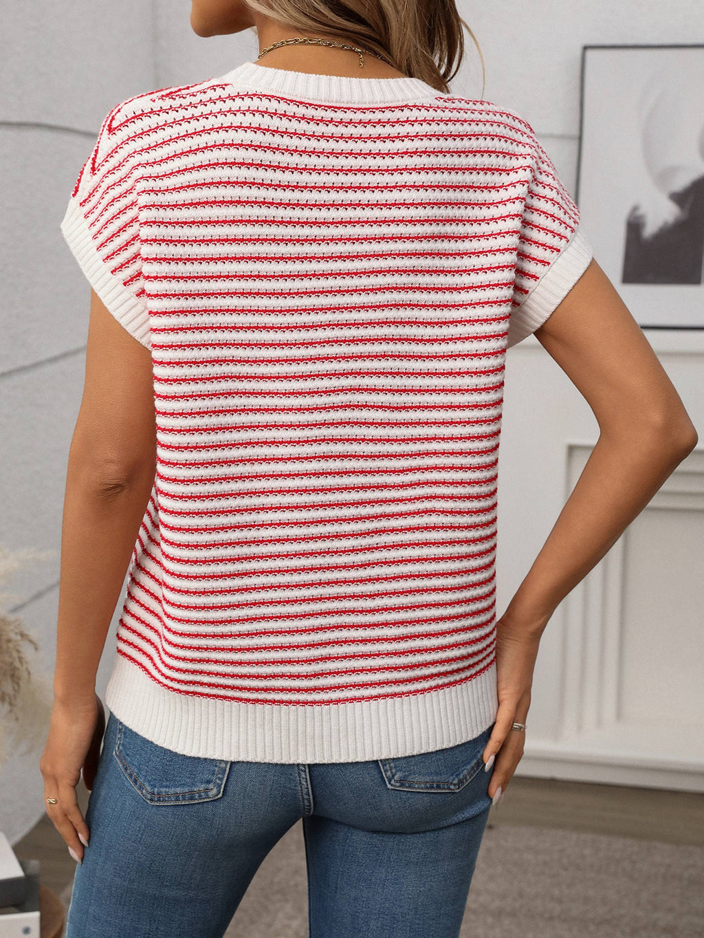 Round Neck Knitted Striped Contrasting Sweater