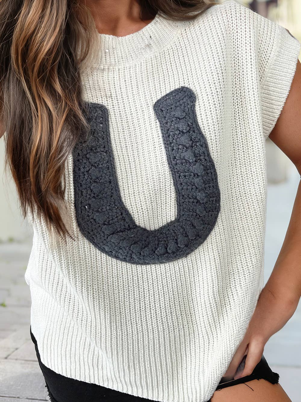 Western Crochet Horseshoe Short Sleeve Knit Sweater