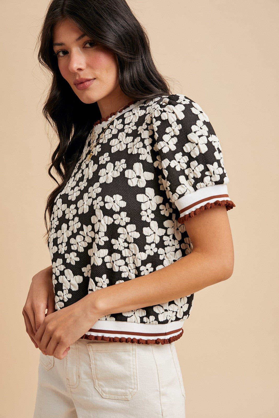Flower Embossing Puff Sleeve Knit Top