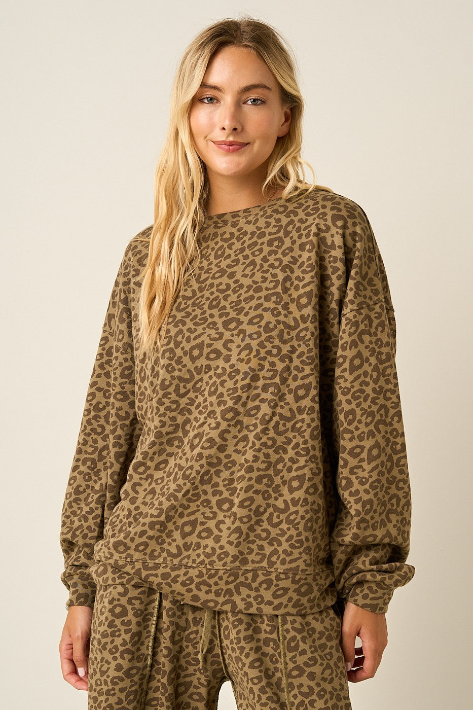 Leopard Print Oversized Long Sleeve Sweatshirt