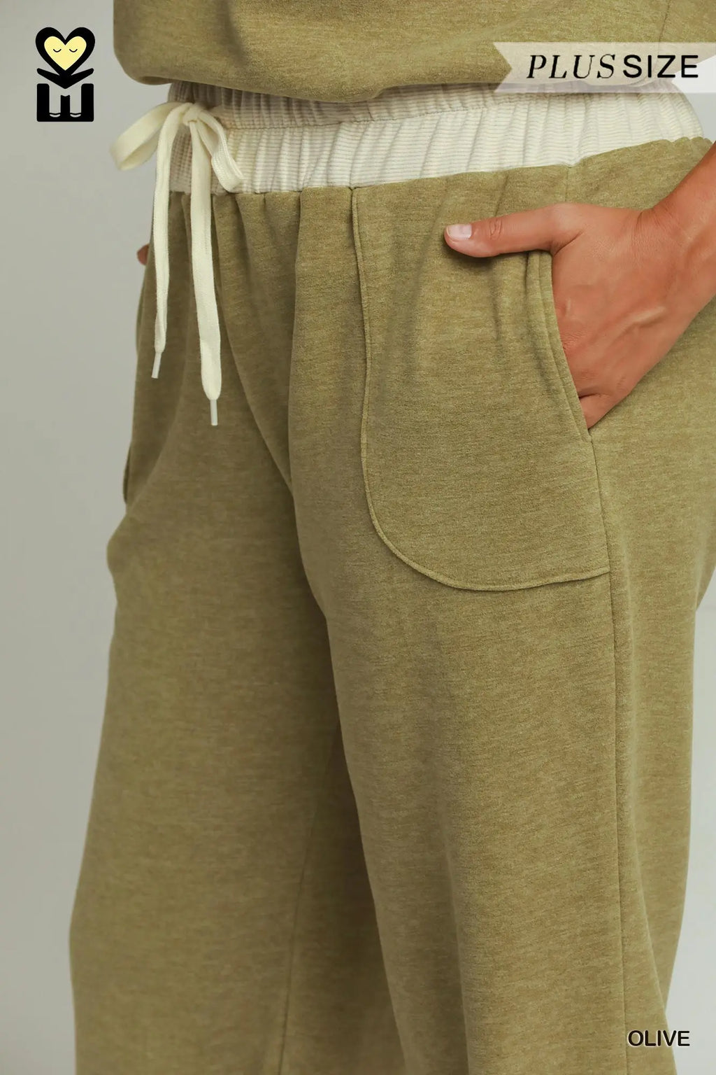 Plus Size Dreamplush Fleece Contrast Jogger 28.5"