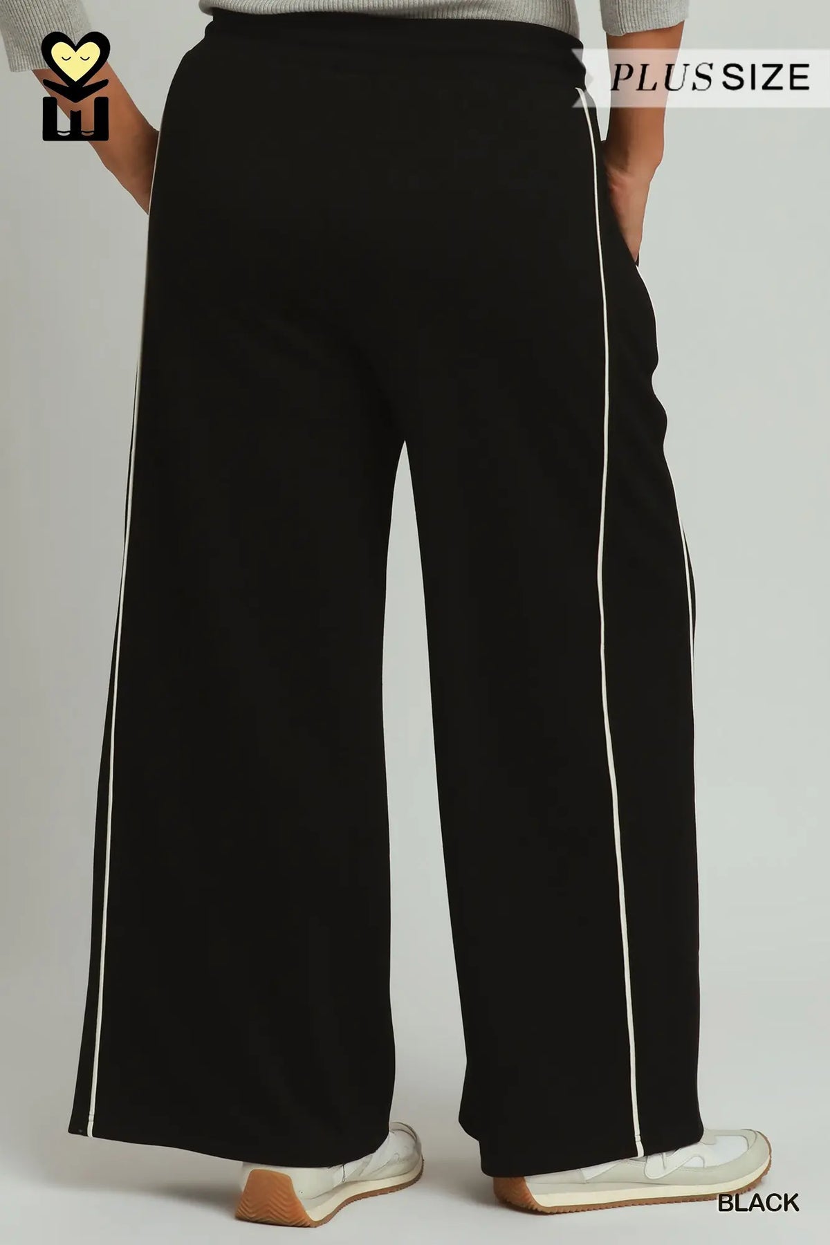 Plus Size Luxeknit Contrast Piping Wide Leg Pants