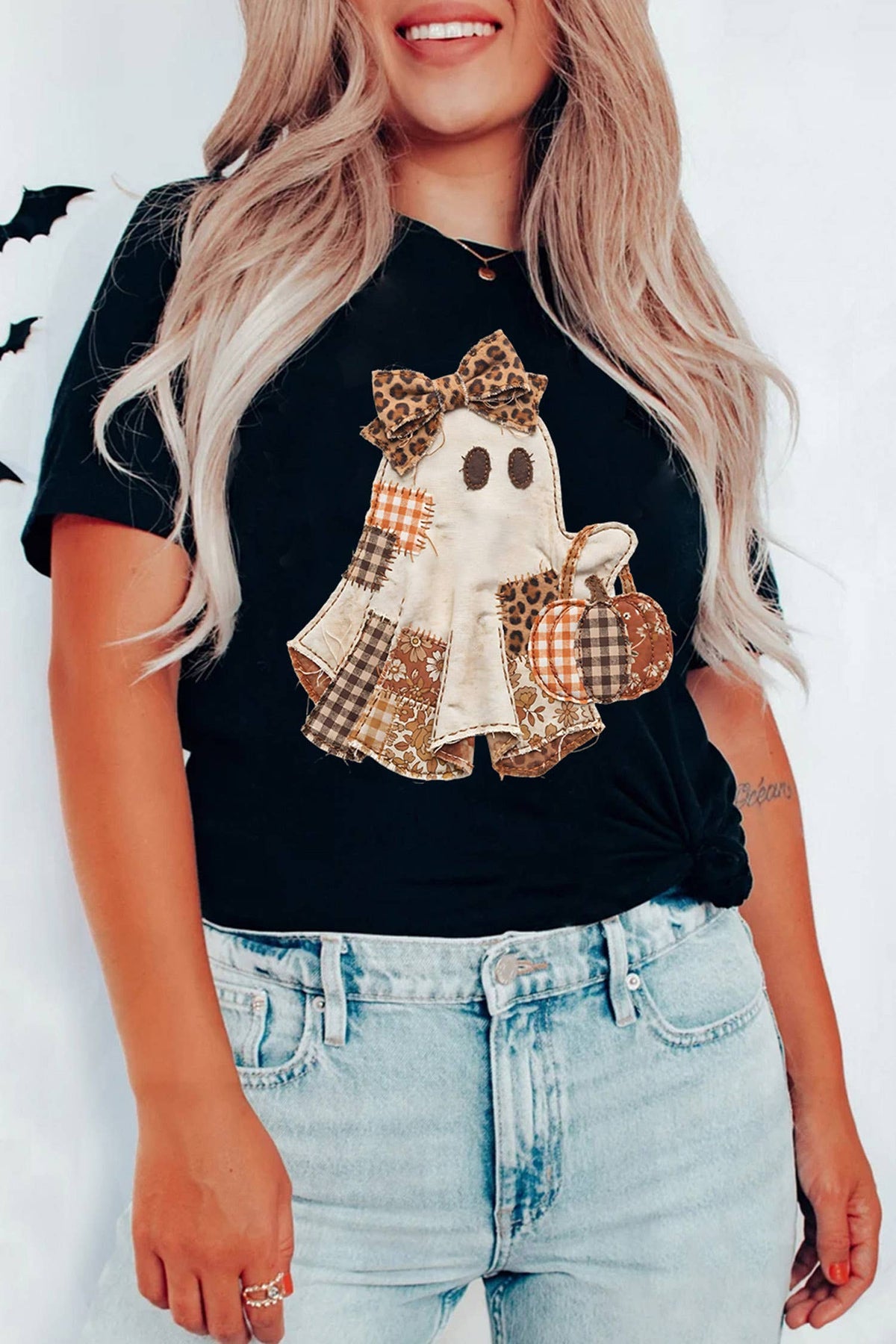 Halloween Ghost Appliqué Graphic T-Shirt (S-3XL)