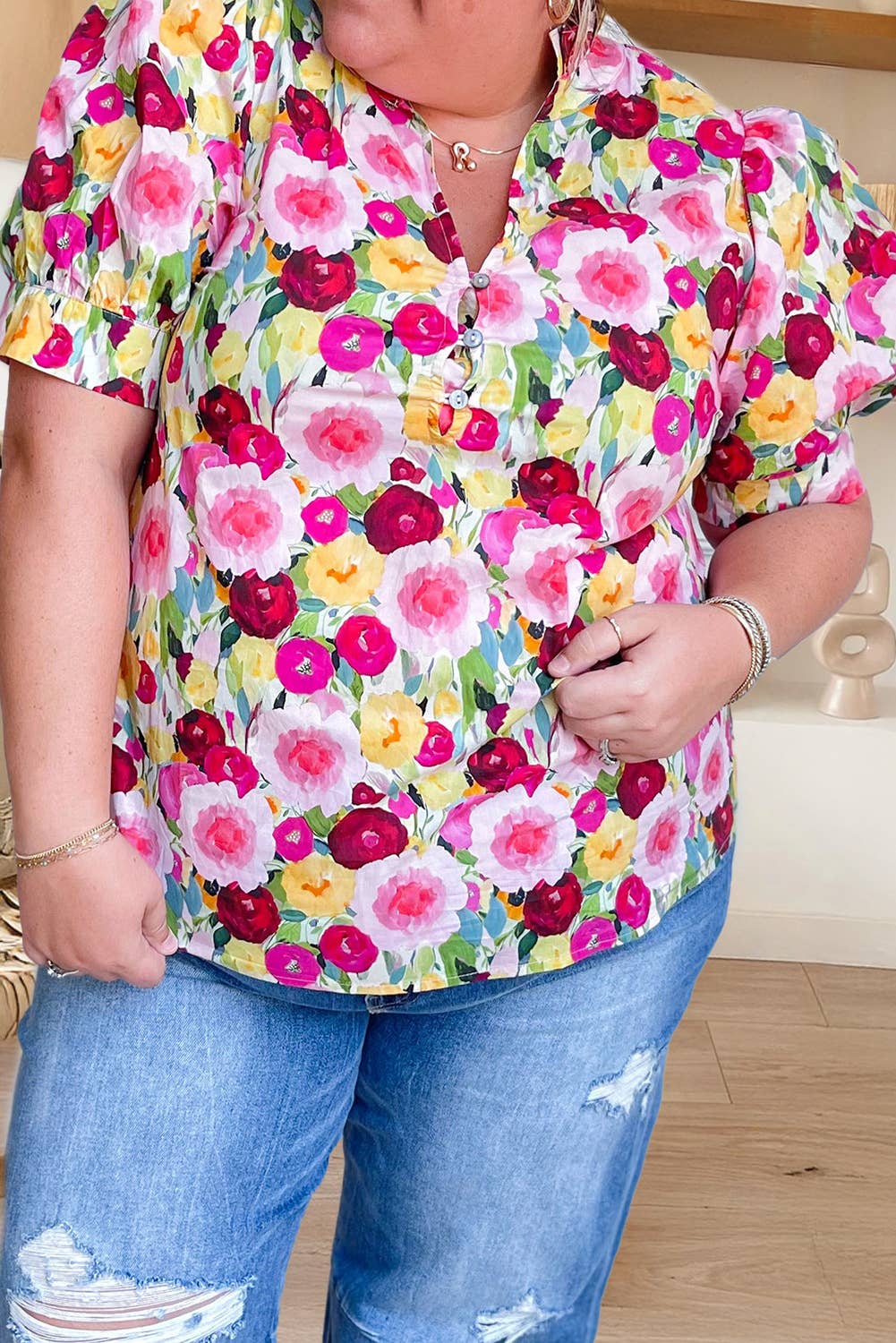 Floral V-Neck Puff Short Sleeve Top