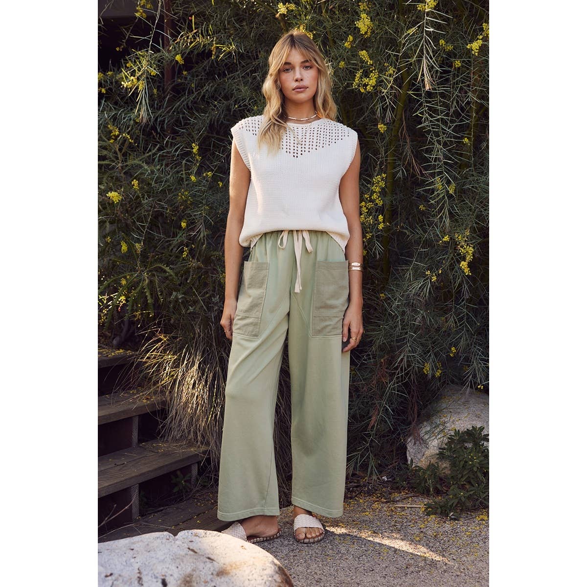 WEEKEND IN TUSCANY TIMELESS OPEN-KNIT FRONT YOKE SWEATER