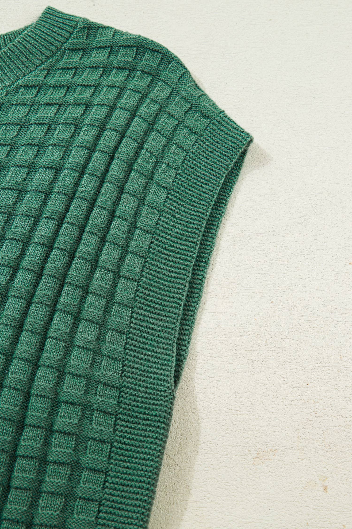 Textured Short Sleeve Round Neck Sweater